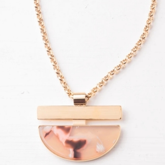 Jewelry - 💙 Fair Trade Scarlet Long Marble Resin Pendant Necklace